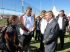 IOC-Prsident Thomas Bach beglckwnscht DSB-Bogenmannschaft