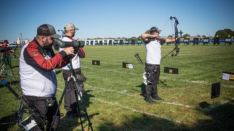 Foto: World Archery / Die Compound-Männer, v.l. Sebastian Hamdorf, Tim Krippendorf und Florian Grafmans deuteten ihr hohes Potenzial an.