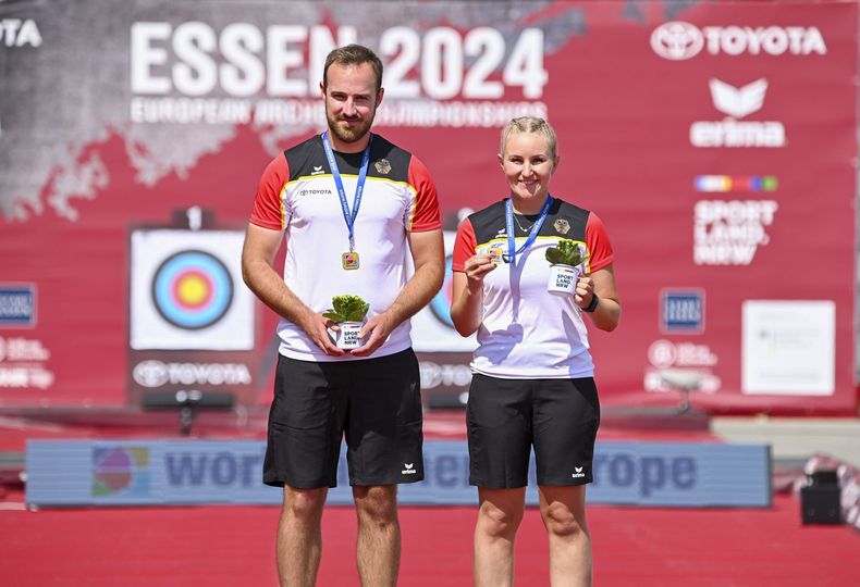 Foto: Eckhard Frerichs / Für Florian Unruh war es nach dreimal WM- bzw. EM-Silber das erste Mixed-Gold. Katharina Bauer war seine kongeniale Partnerin.