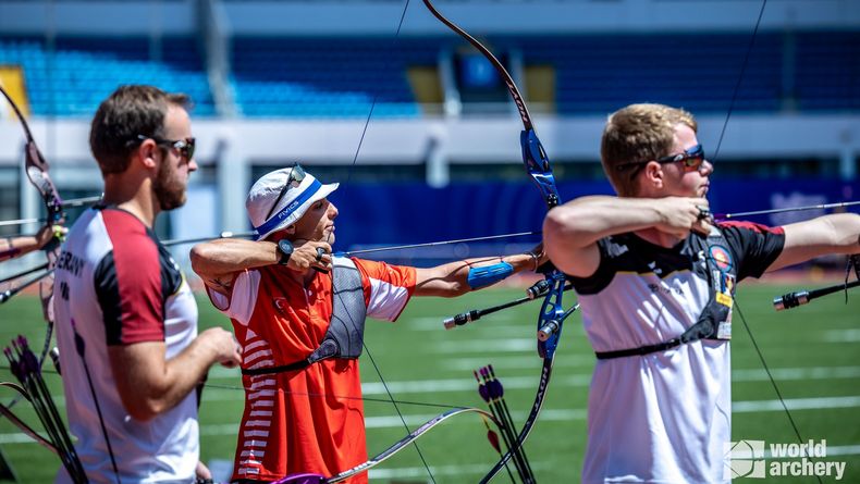 Foto: World Archery / Da muss mehr kommen! Florian Unruh (links) und Mathias Kramer scheiterten im Team früh.