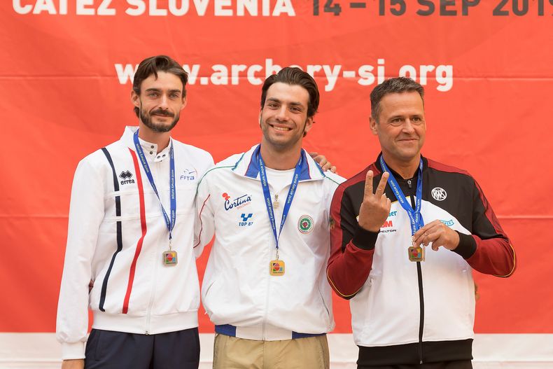 Foto: World Archery Europe / Blankbogenschütze Michael Meyer holte nicht nur Gold im Team, sondern auch noch Bronze im Einzel.